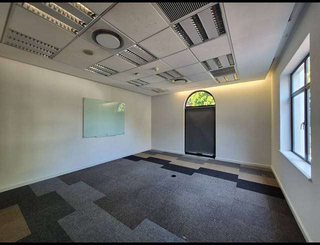 319M² OFFICE TO LET IN ILLOVO